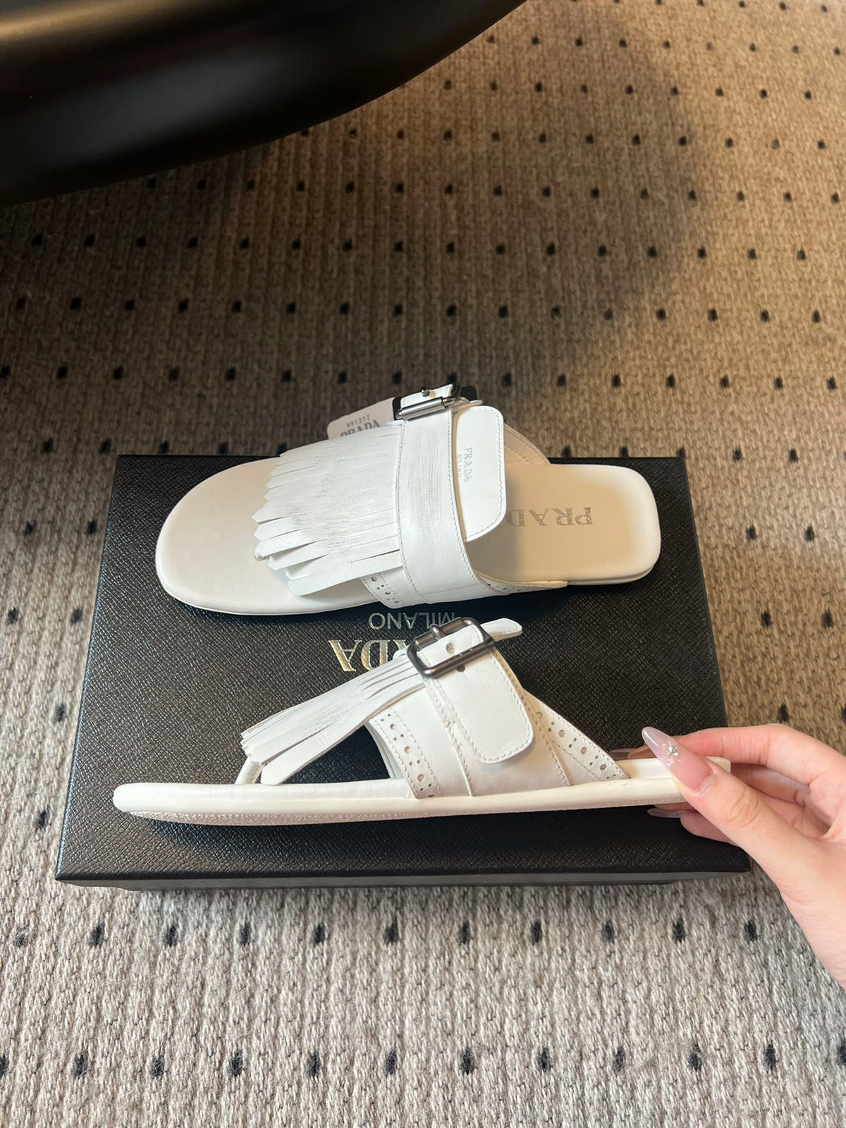 PRADA 25S SHUFFLE LEATHER THONG SANDALS IN IVORY CALFSKIN