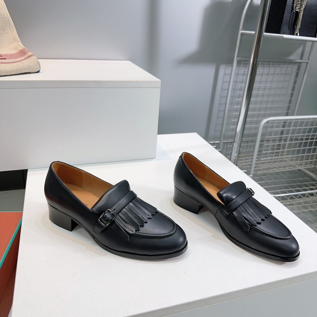 LP 25S PENNAN FRINGE LOAFER 35MM IN BLACK CALFSKIN
