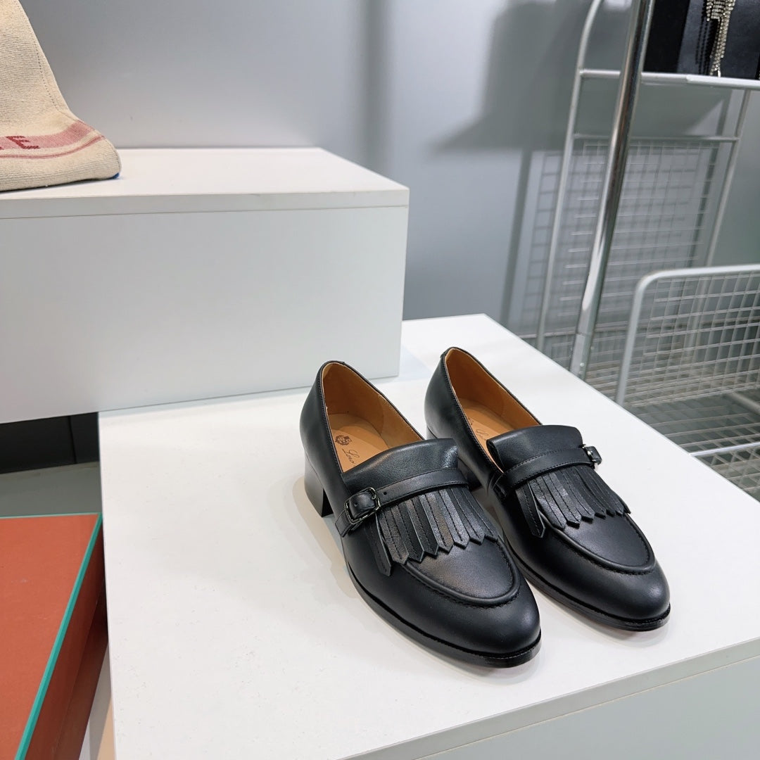 LP 25S PENNAN FRINGE LOAFER 35MM IN BLACK CALFSKIN