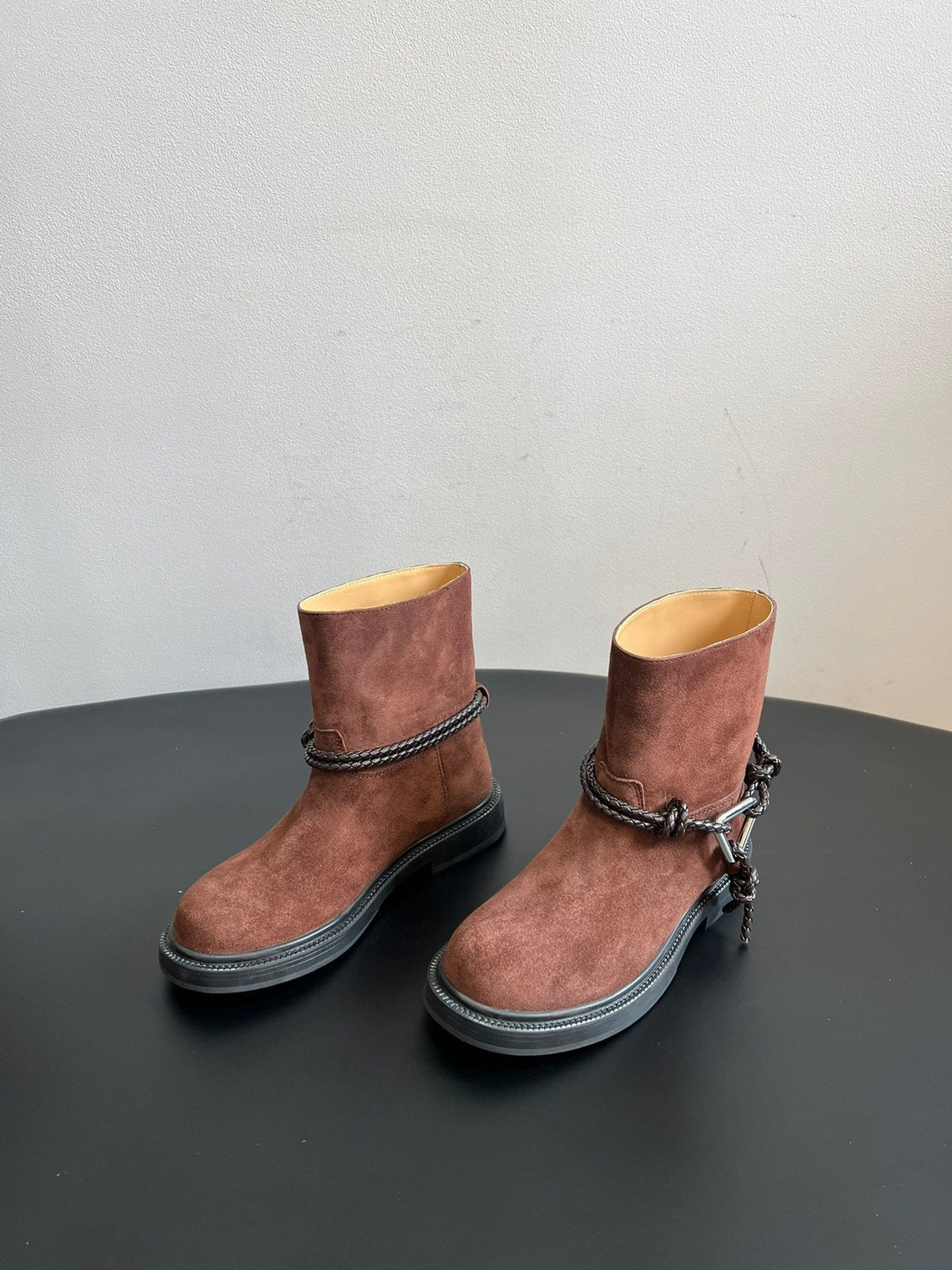 BOTTEGA VENETA 26S ANKLE BOOTS IN BROWN SUEDE