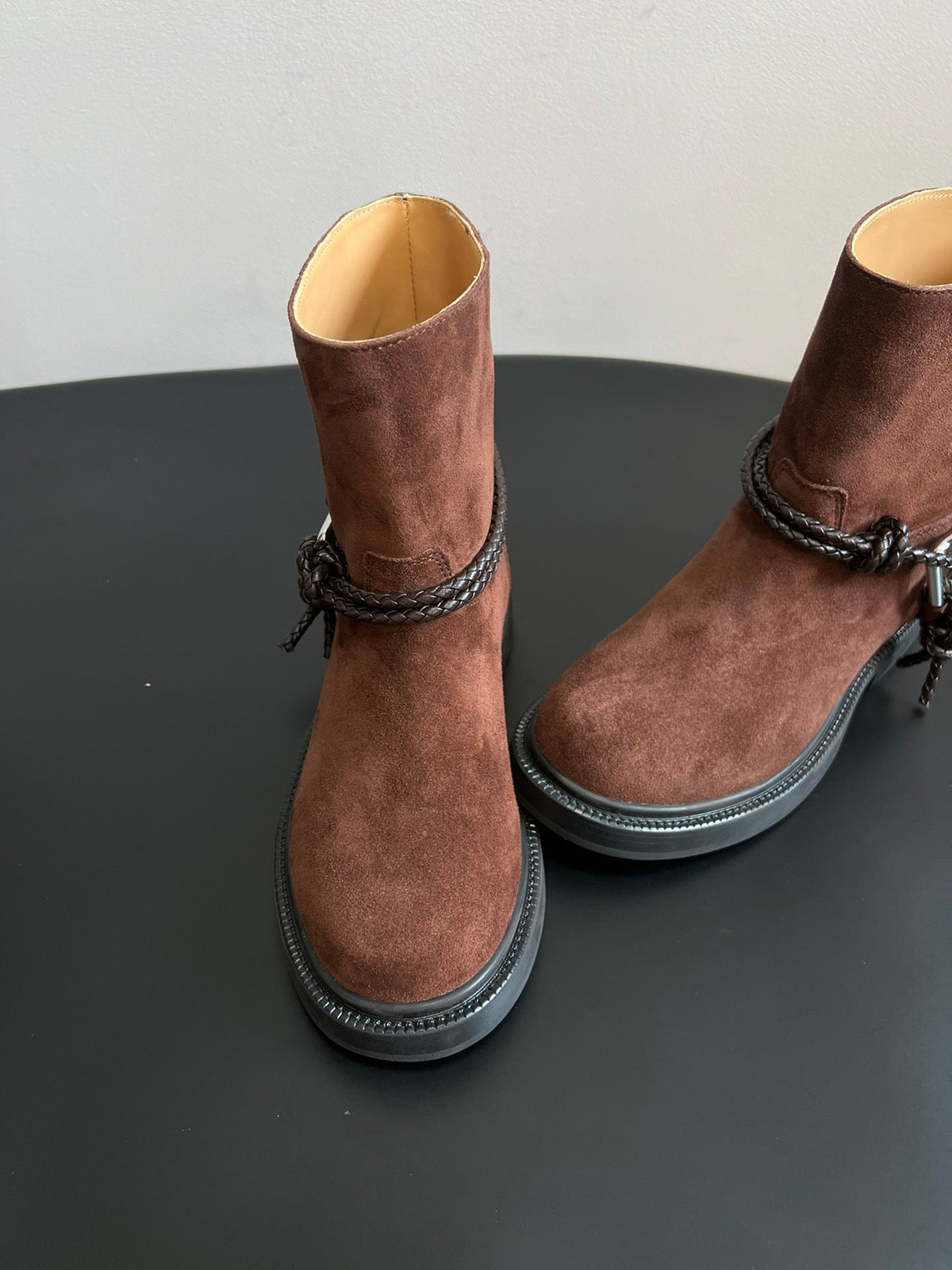 BOTTEGA VENETA 26S ANKLE BOOTS IN BROWN SUEDE