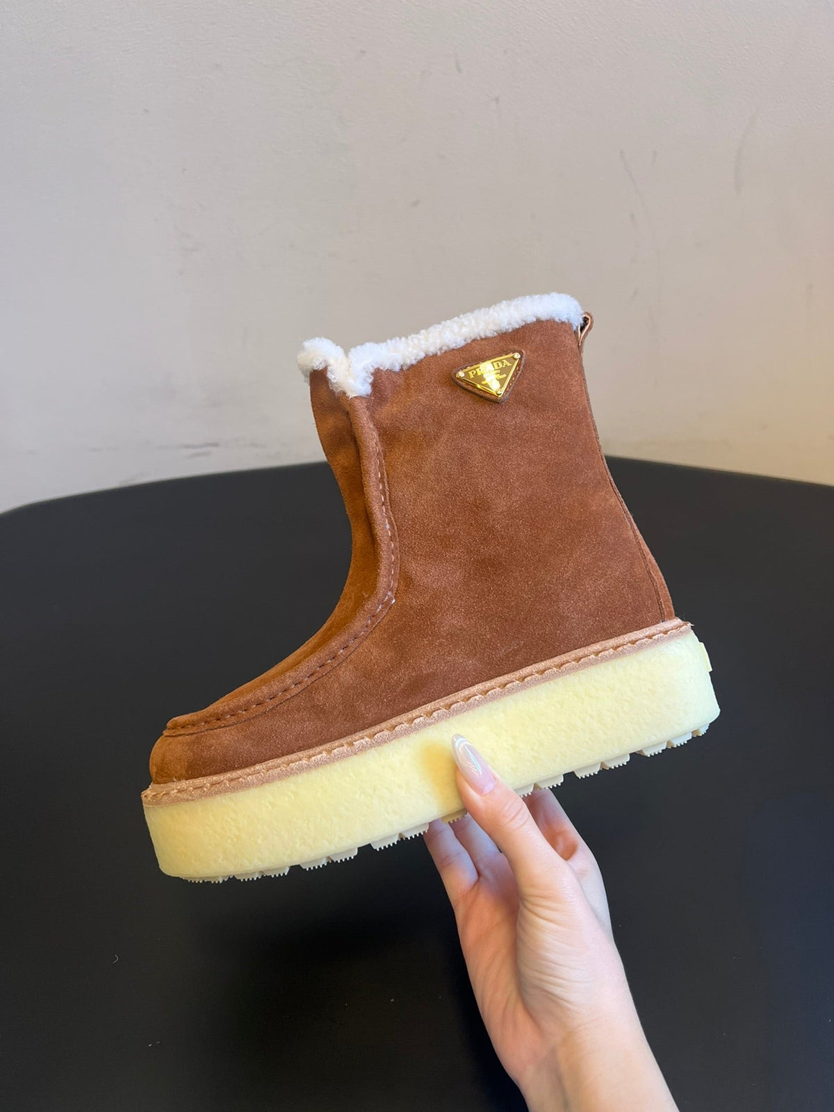 PRADA 25S PLATFORM ANKLE BOOTS 40 MM IN BROWN SUEDE SHEARLING-LINED