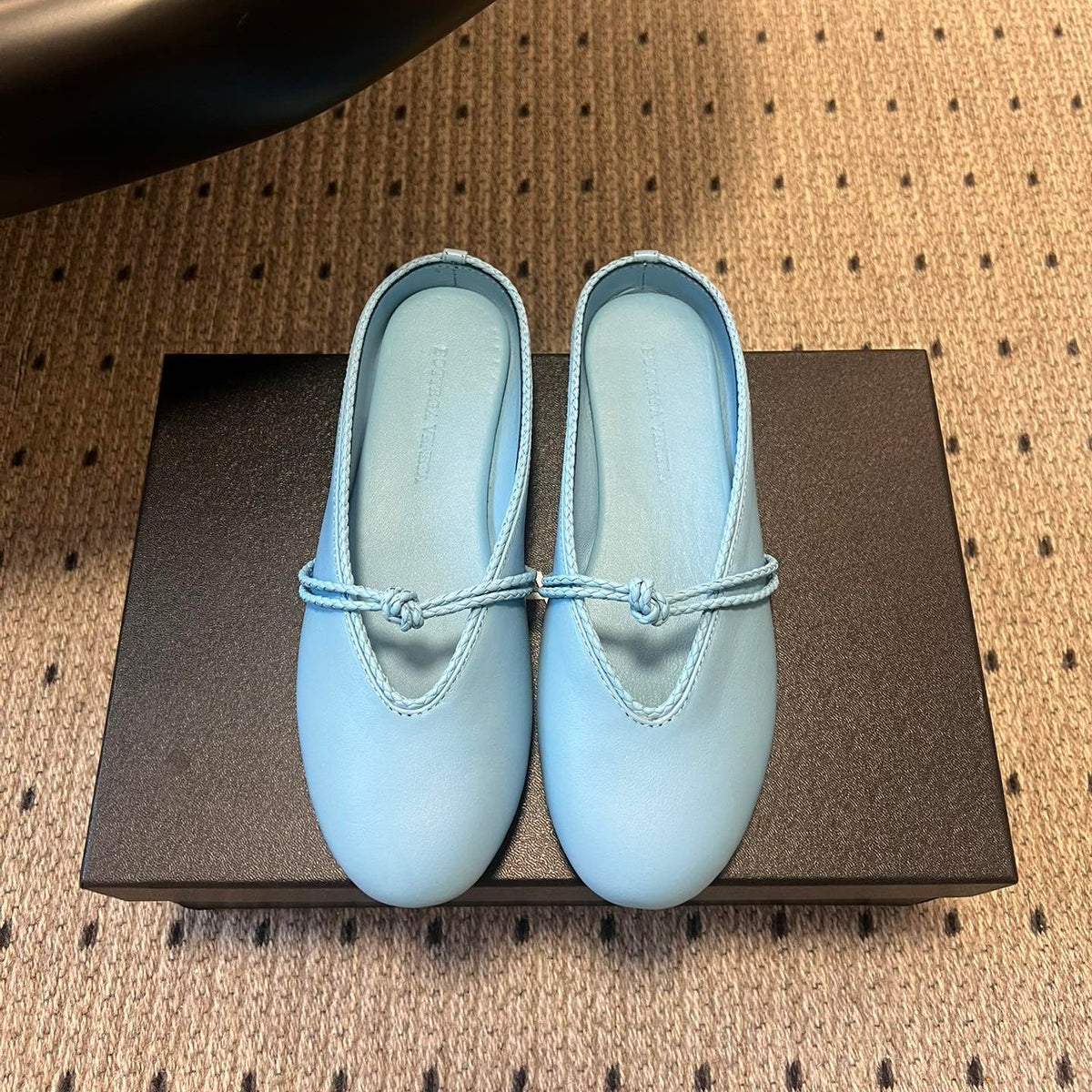 BOTTEGA VENETA 26S FLAT MULES IN BLUE LAMBSKIN
