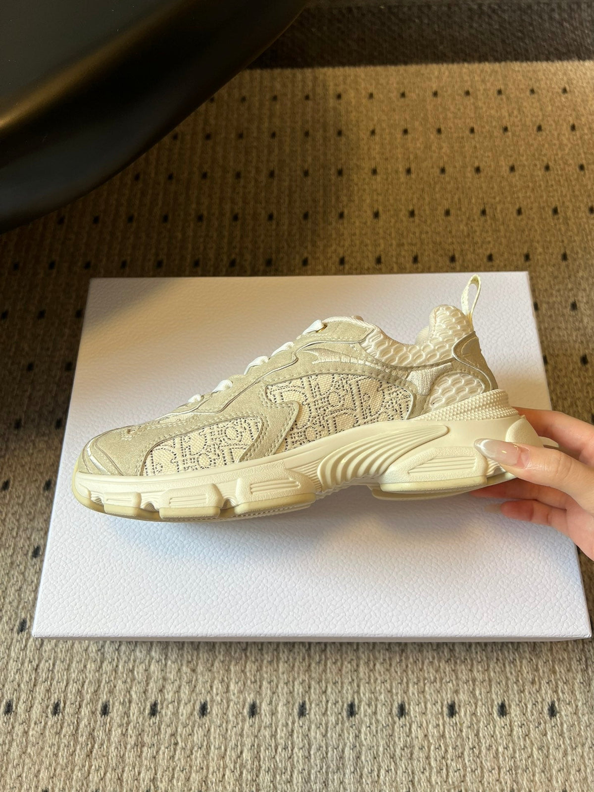 DIOR 26S VIBE SNEAKER 55MM IN BEIGE DIOR OBLIQUE LUSENTI EMBROIDERED COTTON AND SUEDE