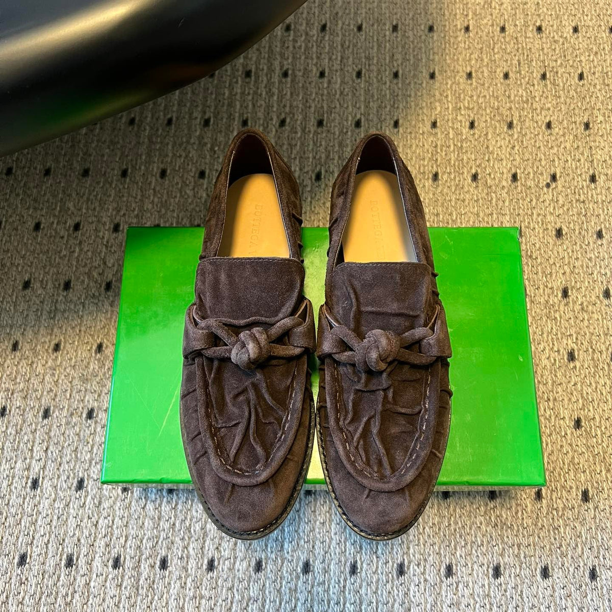 BOTTEGA VENETA 26S LOAFERS IN DARK BROWN SUEDE
