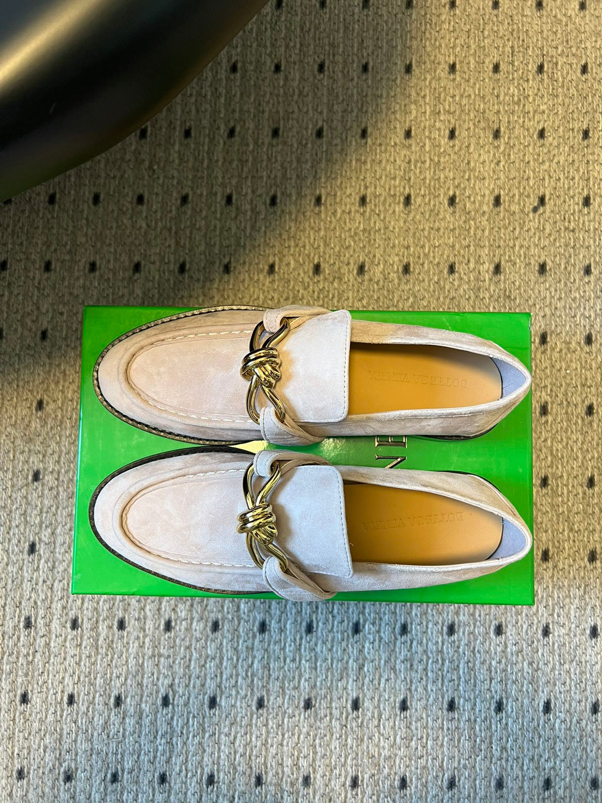 BOTTEGA VENETA 26S LOAFERS IN LIGHT BEIGE SUEDE WITH GOLD HARDWARE