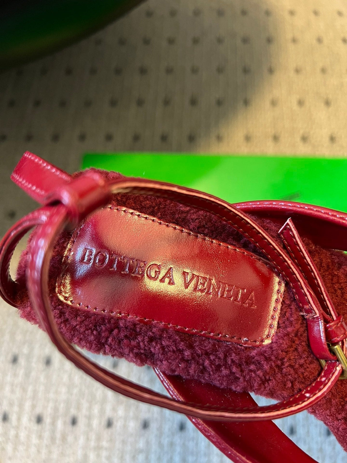 BOTTEGA VENETA 26S SQUARE-TOE HIGH-HEEL SANDALS 90 MM IN RED LAMBSKIN AND WOOL