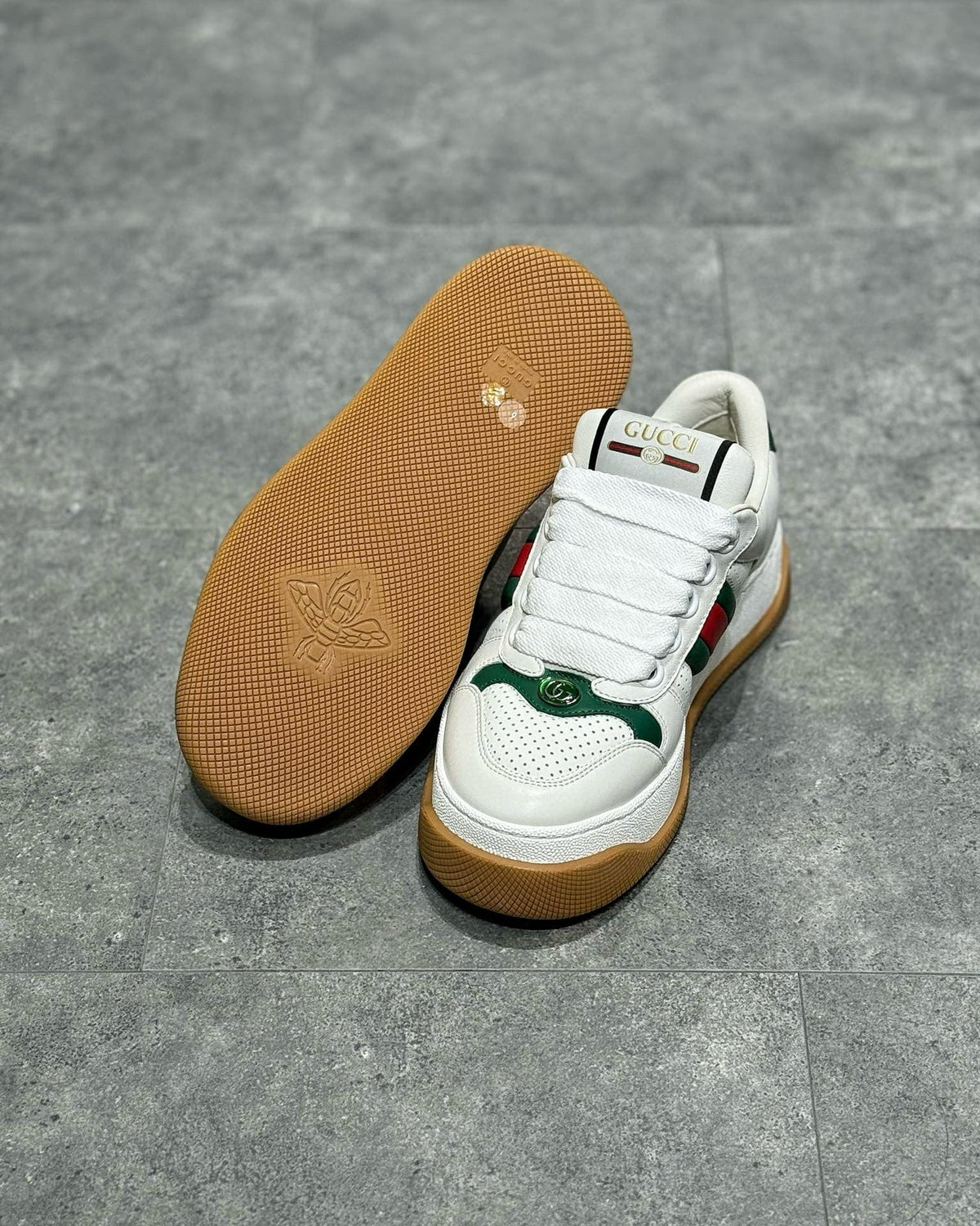 GUC Sneakers