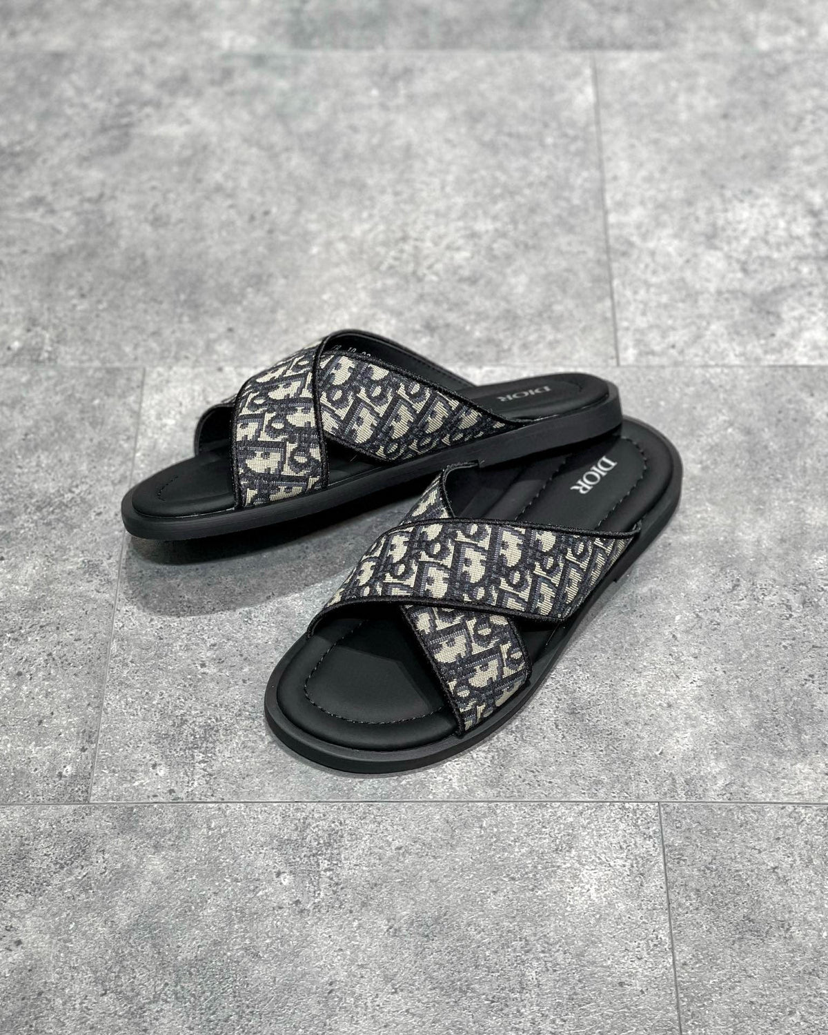 CD SANDALS