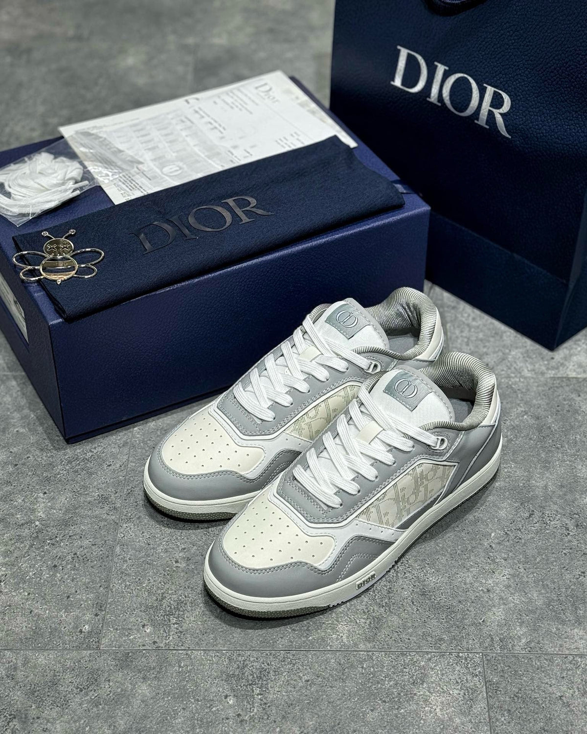 DIO Sneakers