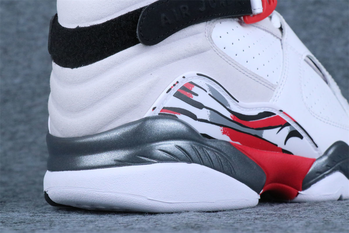 Air Jordan 8 Retro 'Bugs Bunny' 2025