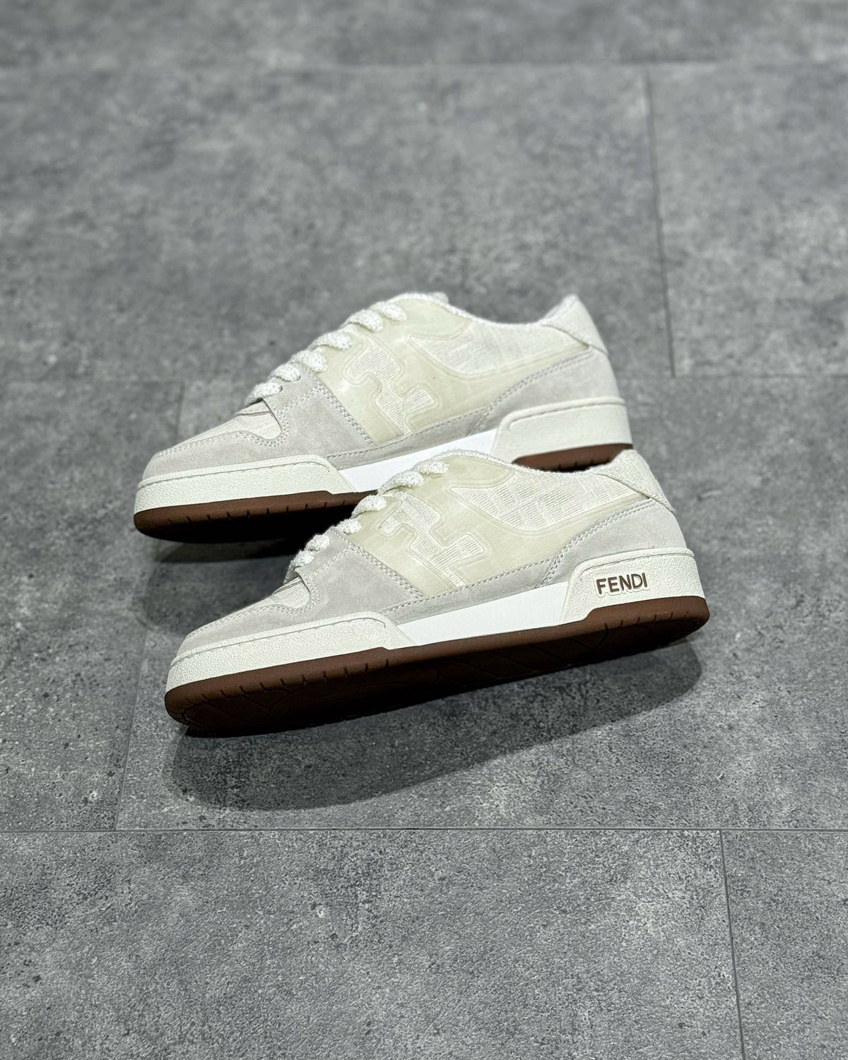 FEN Sneakers
