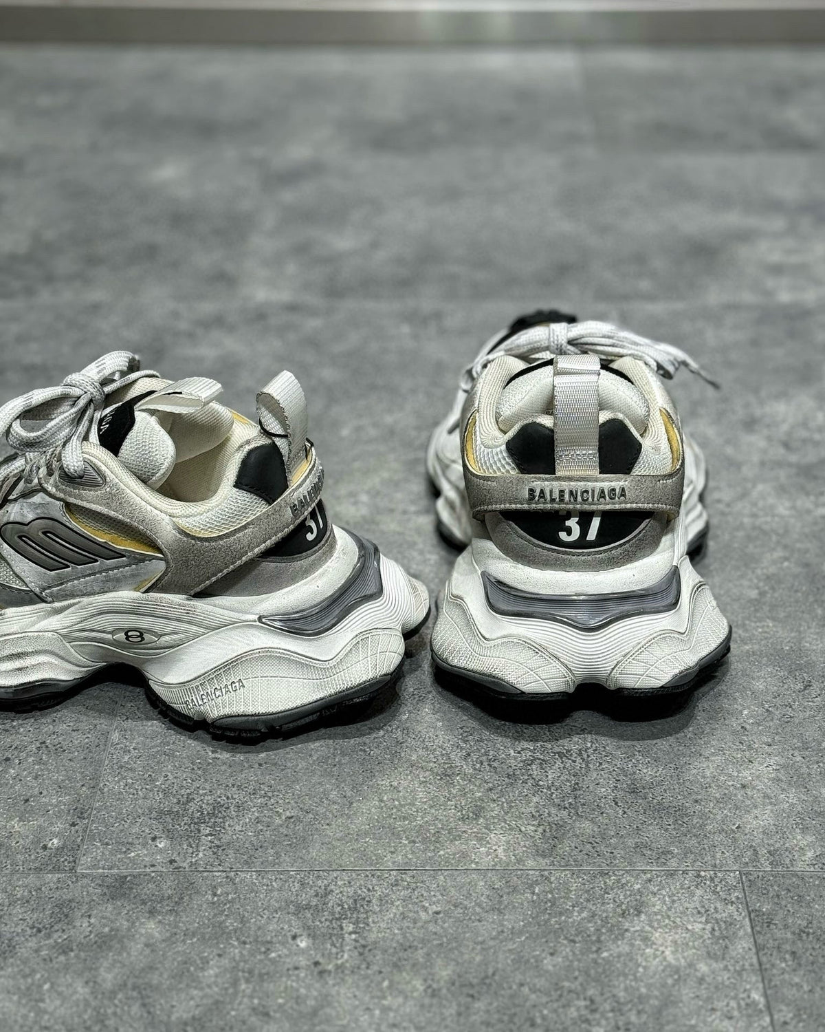 BLCG Sneakers