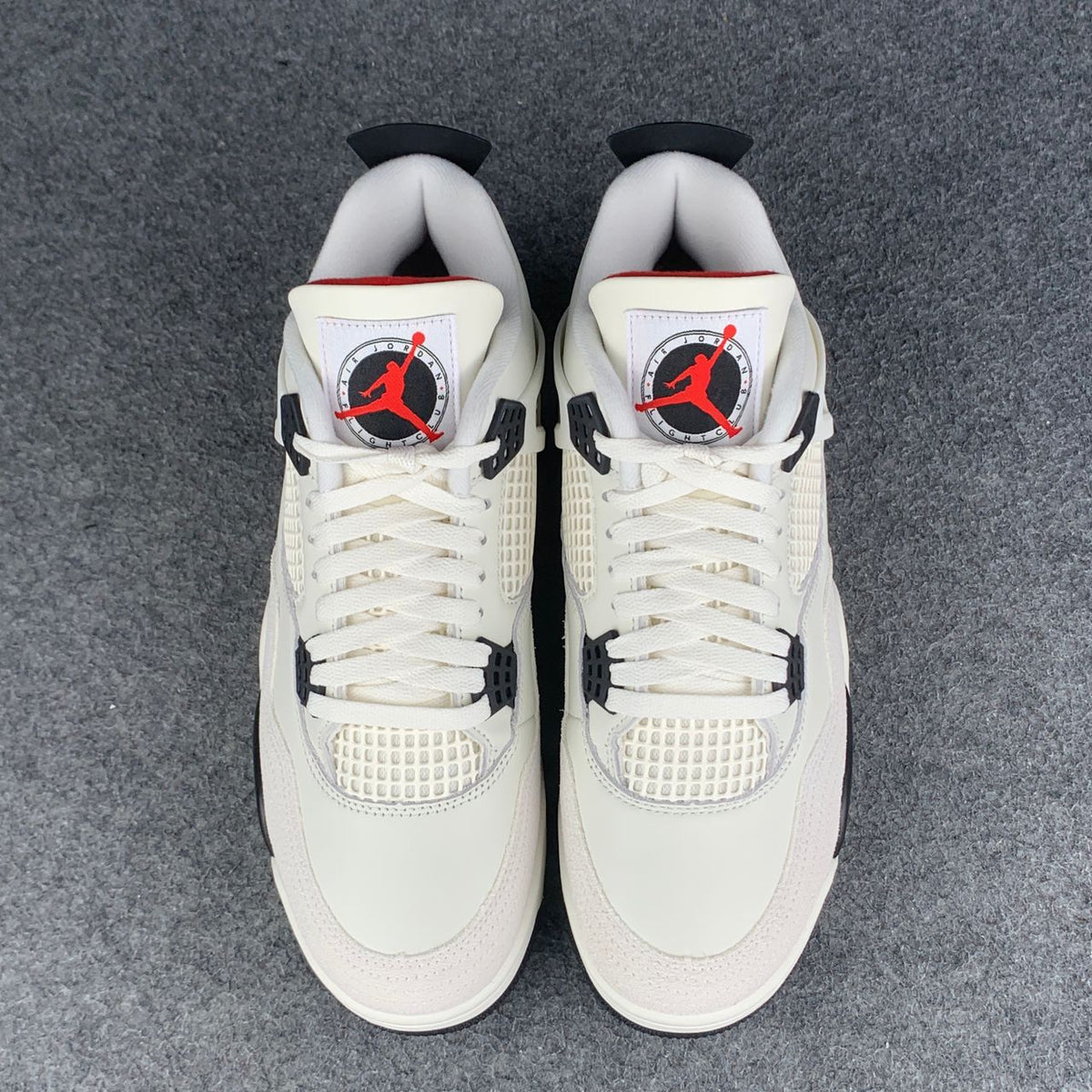(Early Look) Air Jordan 4 Retro ‘Flight Club’