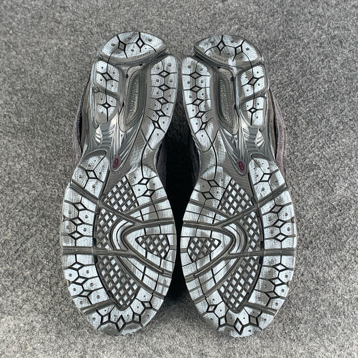 2002R 'Protection Pack - Phantom'