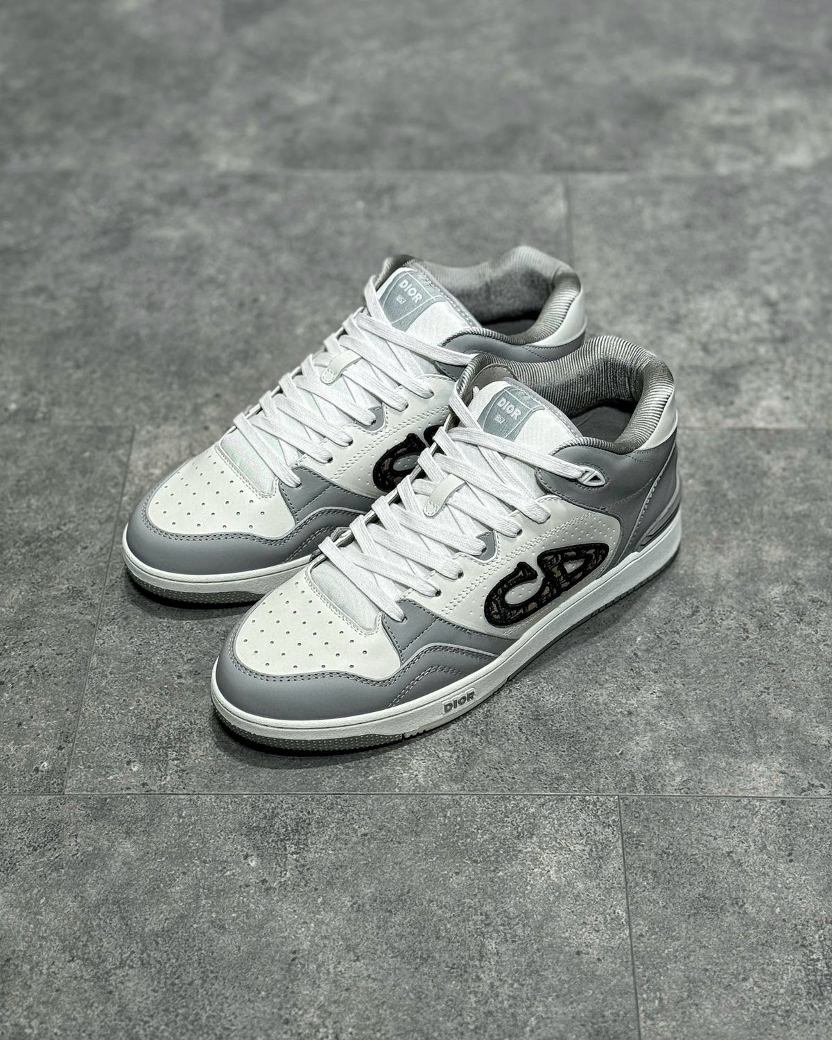 CD SNEAKERS