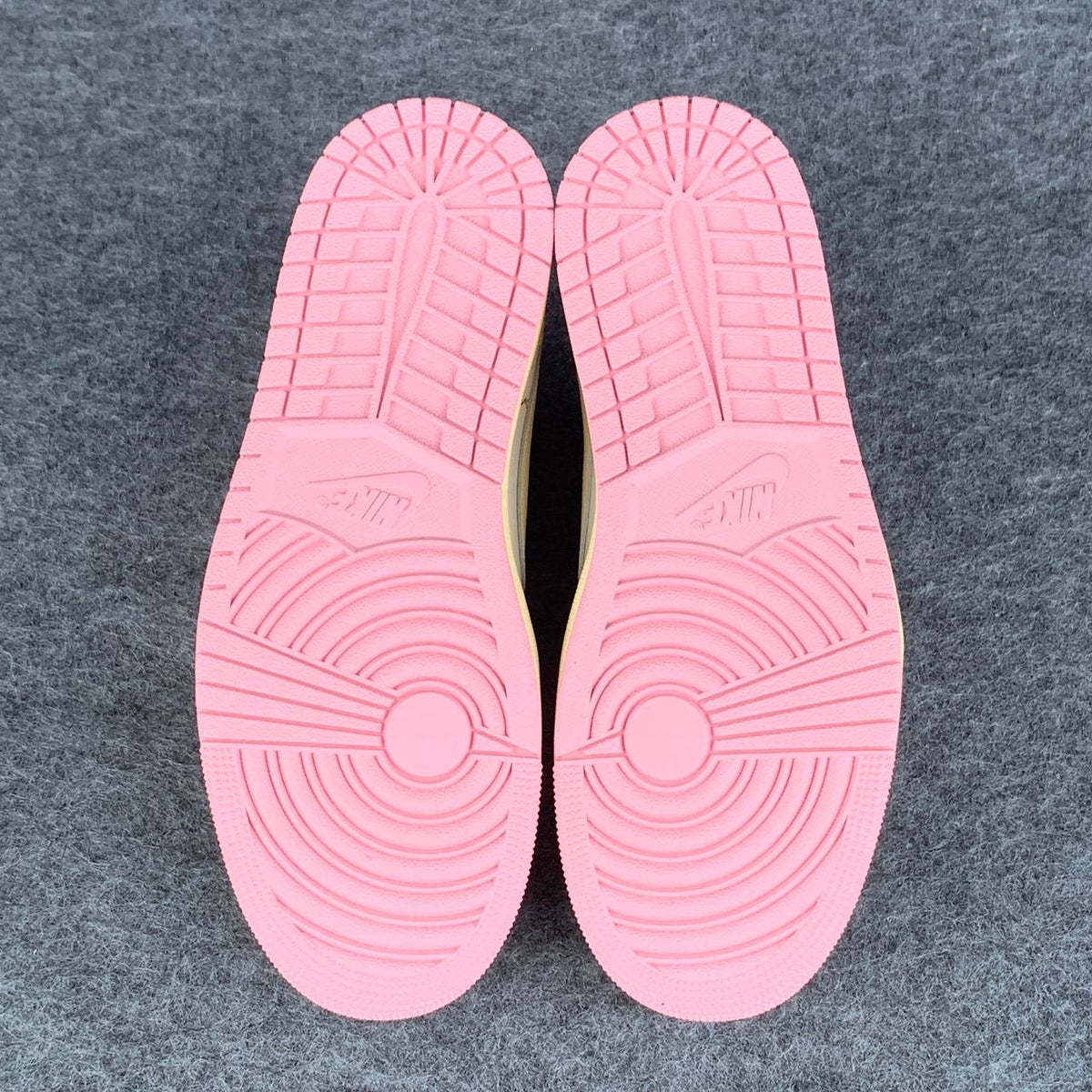 (Early Look) Travis Scott x Air Jordan 1 Low OG SP 'Muslin/Shy Pink'