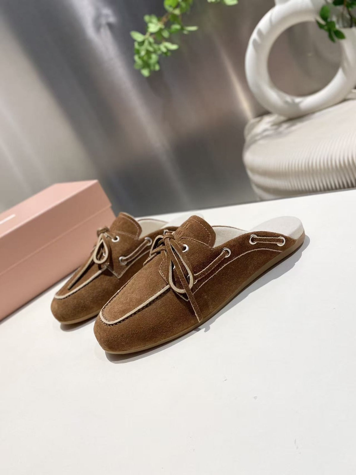 MIU FADED MULE IN BROWN ECRU SUEDE