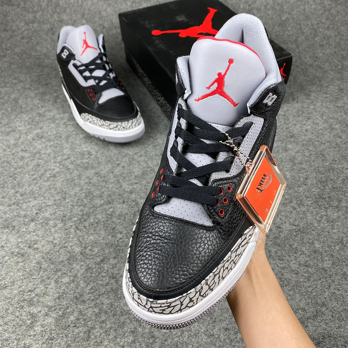 Air Jordan 3 Retro OG 'Black Cement' 2018