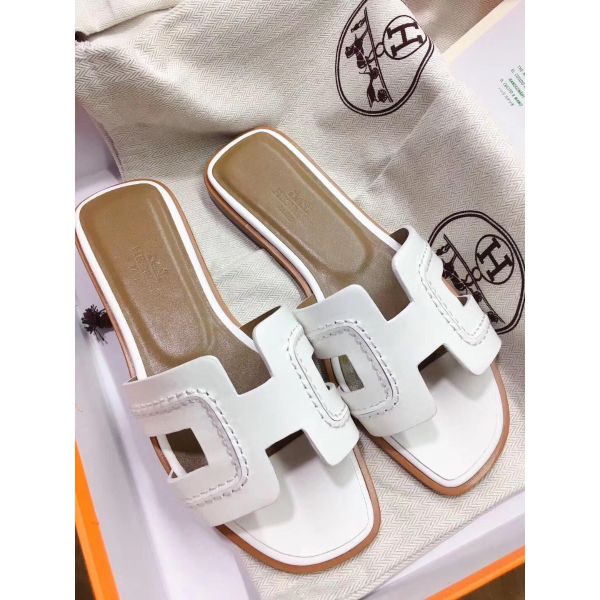 HERM Oran Sandals In White Leather With Stitched Detail