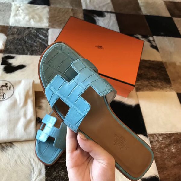 HERM Oran Sandals In Celeste Shiny Niloticus Crocodile