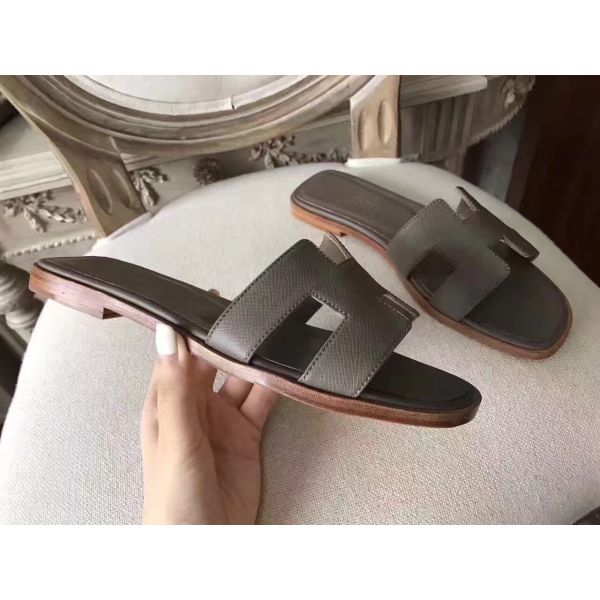 HERM Oran Sandals In Etoupe Epsom Leather