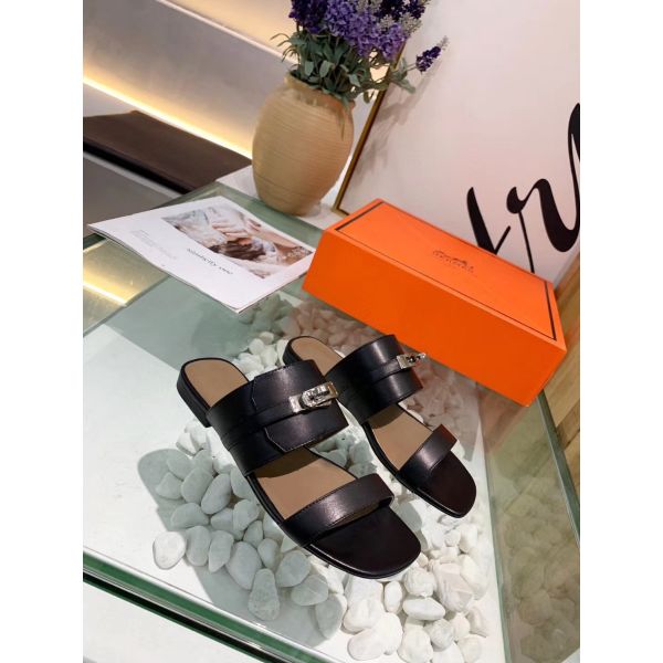HERM Avenue Sandals In Black Calfskin