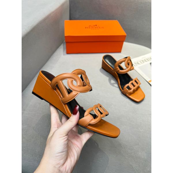 HERM Figari 55mm Wedge Sandals In Brown Nappa Leather