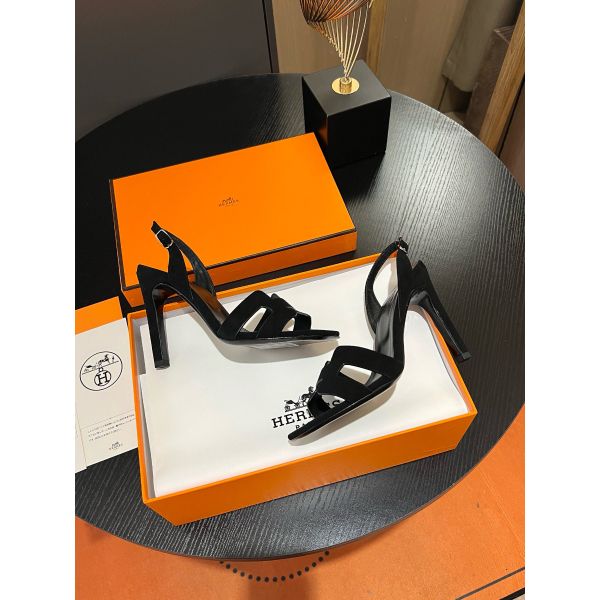 HERM Heden 80 Sandals in Black Suede Leather