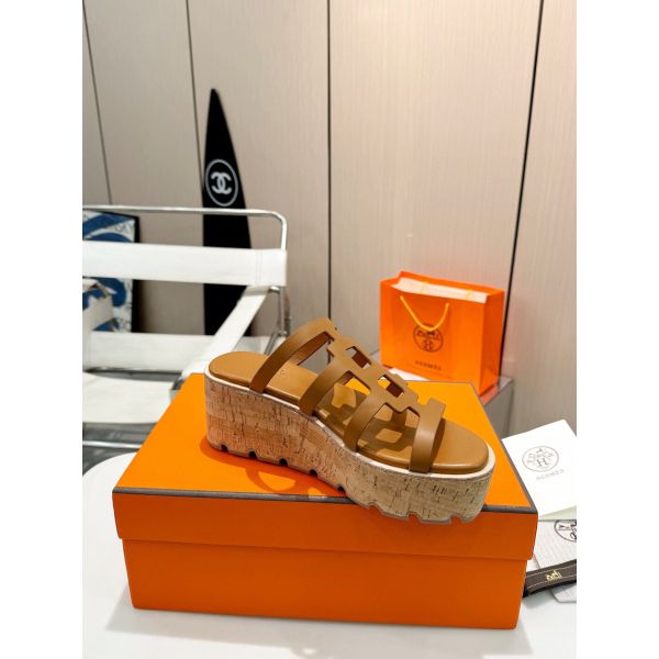 HERM Isabella 30 Sandals in Brown Calfskin