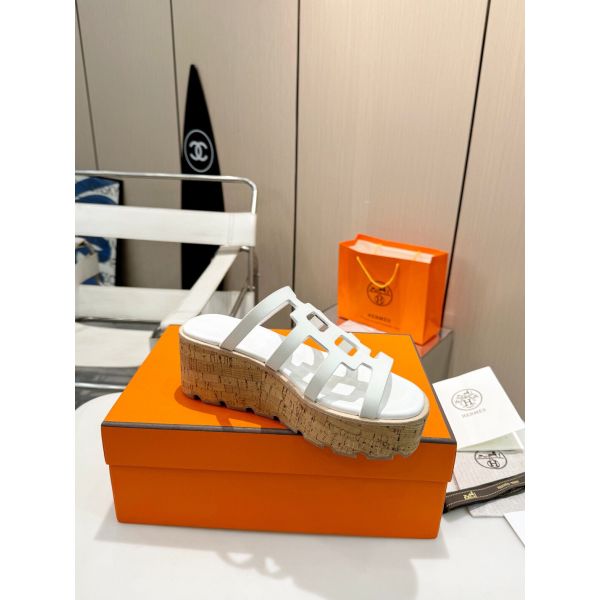 HERM Isabella 30 Sandals in White Calfskin