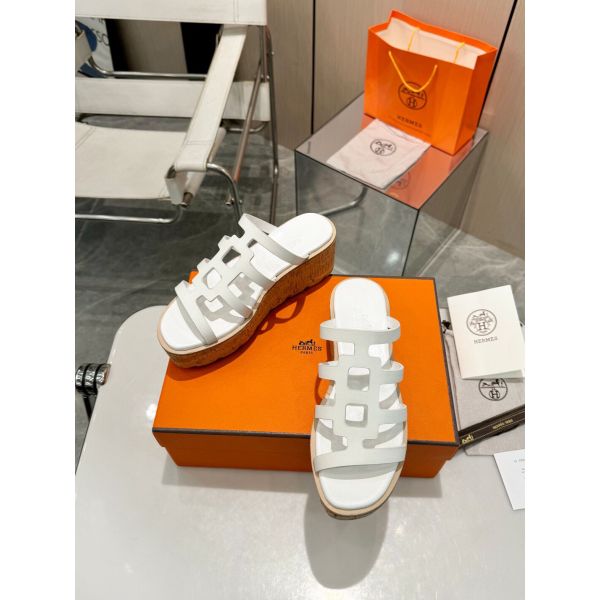 HERM Isabella 30 Sandals in White Calfskin