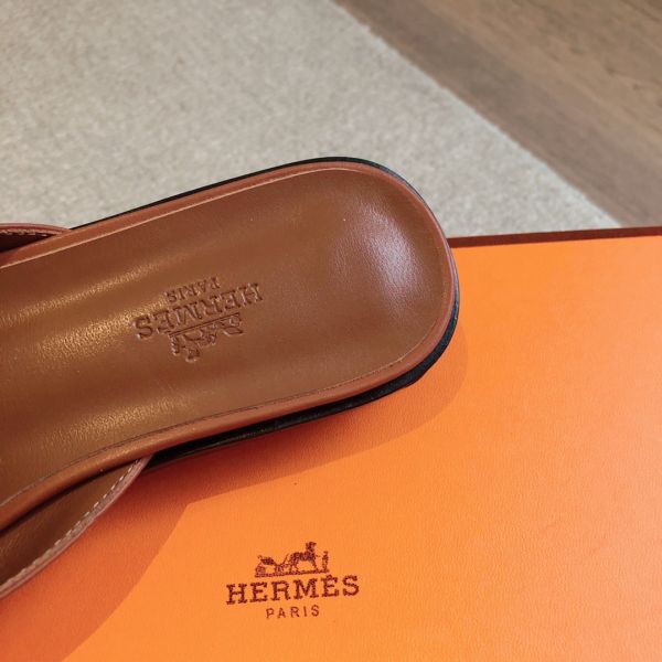 HERM Women's Isle Sandals in Brown Leather