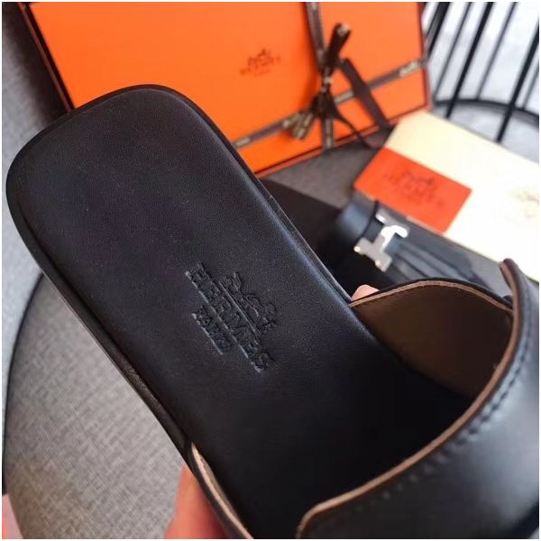 HERM Auteuil Sandals In Black Calfskin