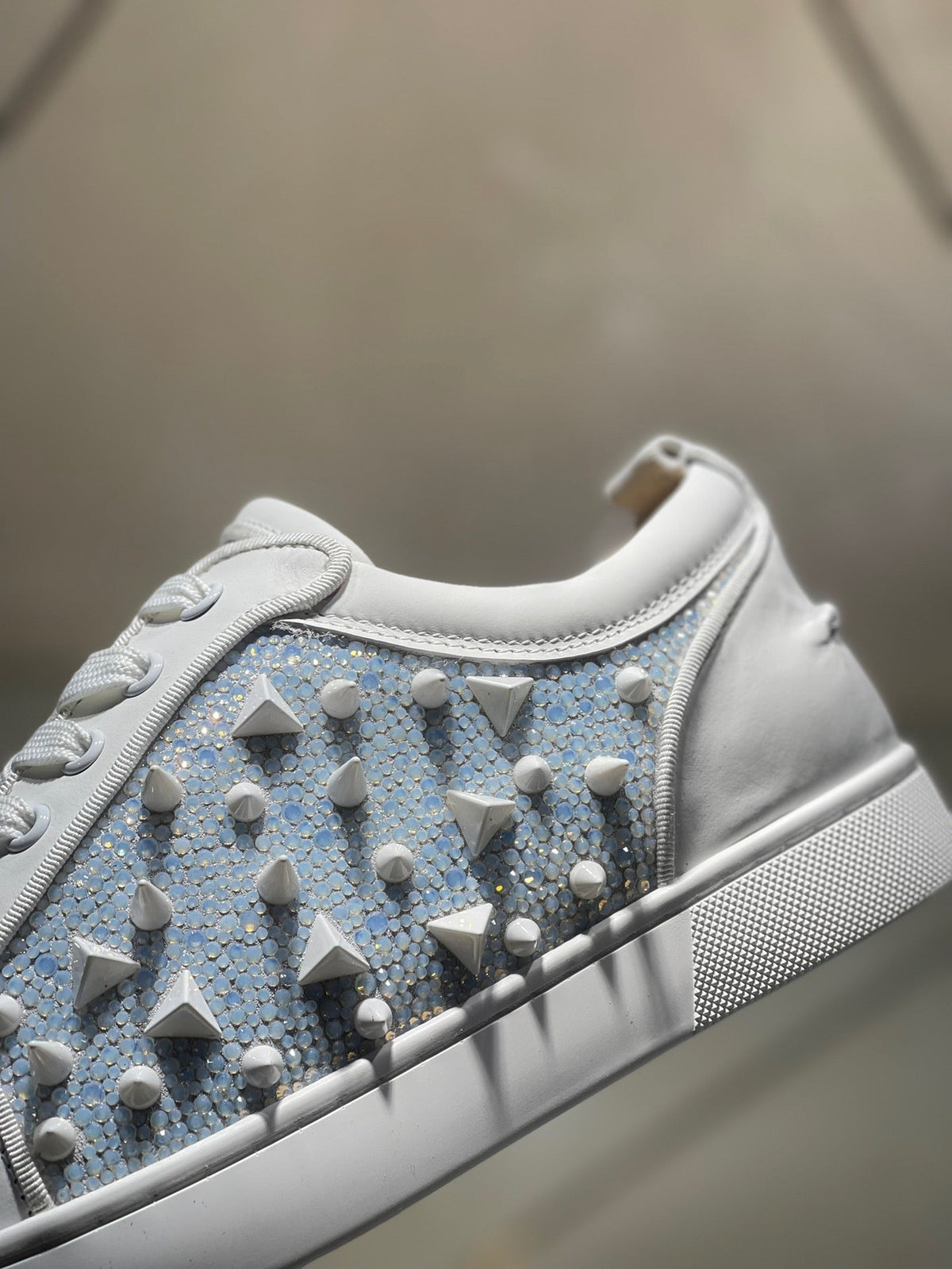 Sneakers & Shoes