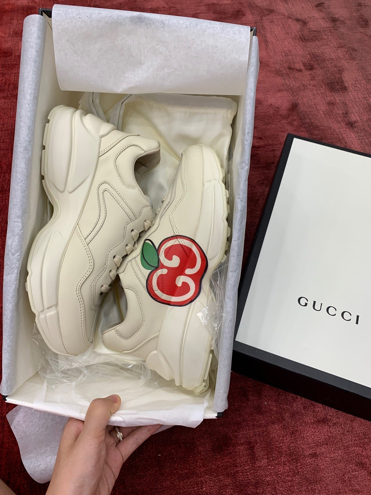Sneakers & Shoes