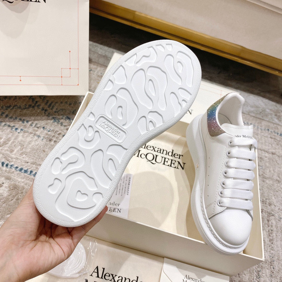 Sneakers & Shoes