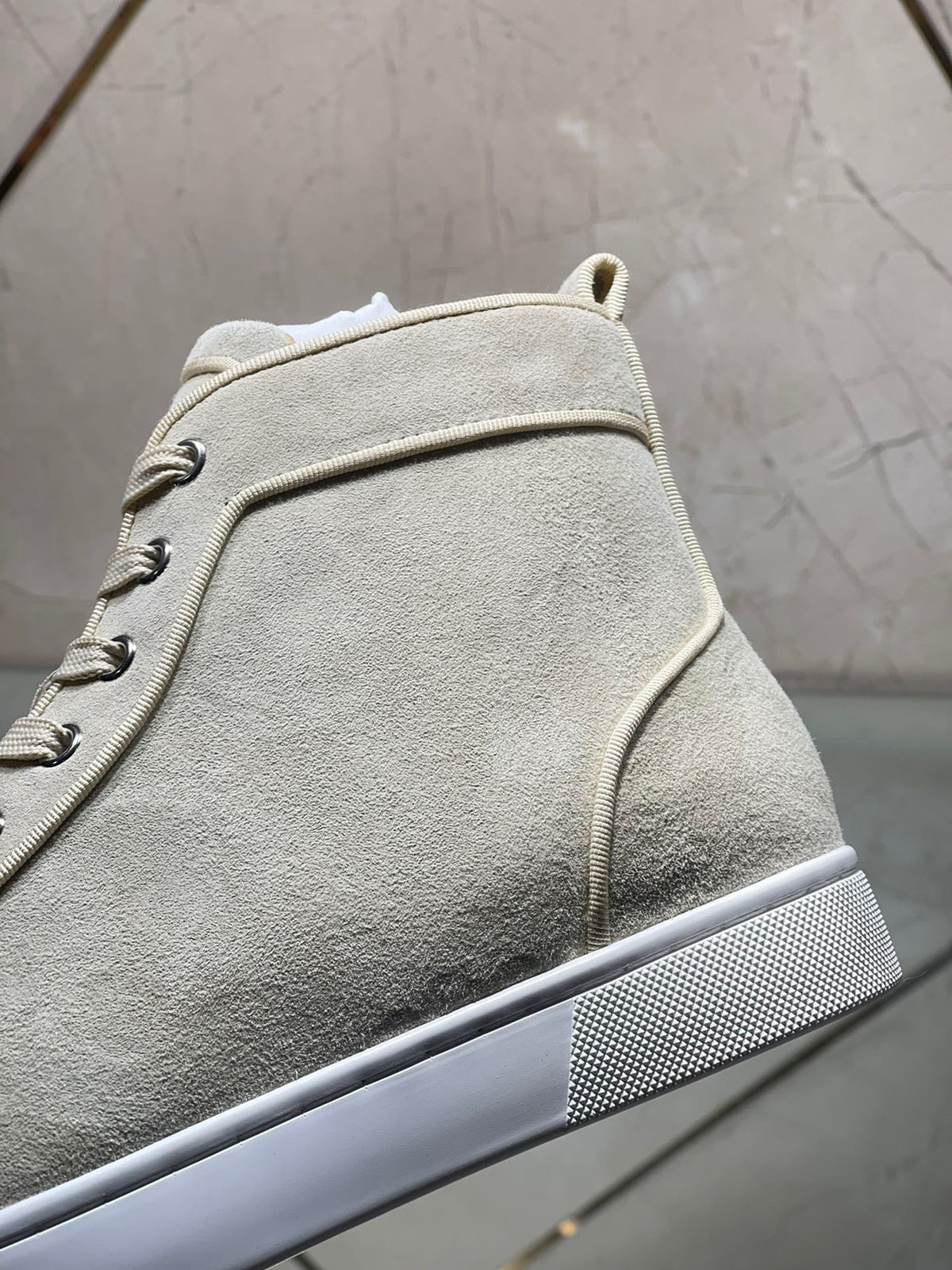 Sneakers & Shoes