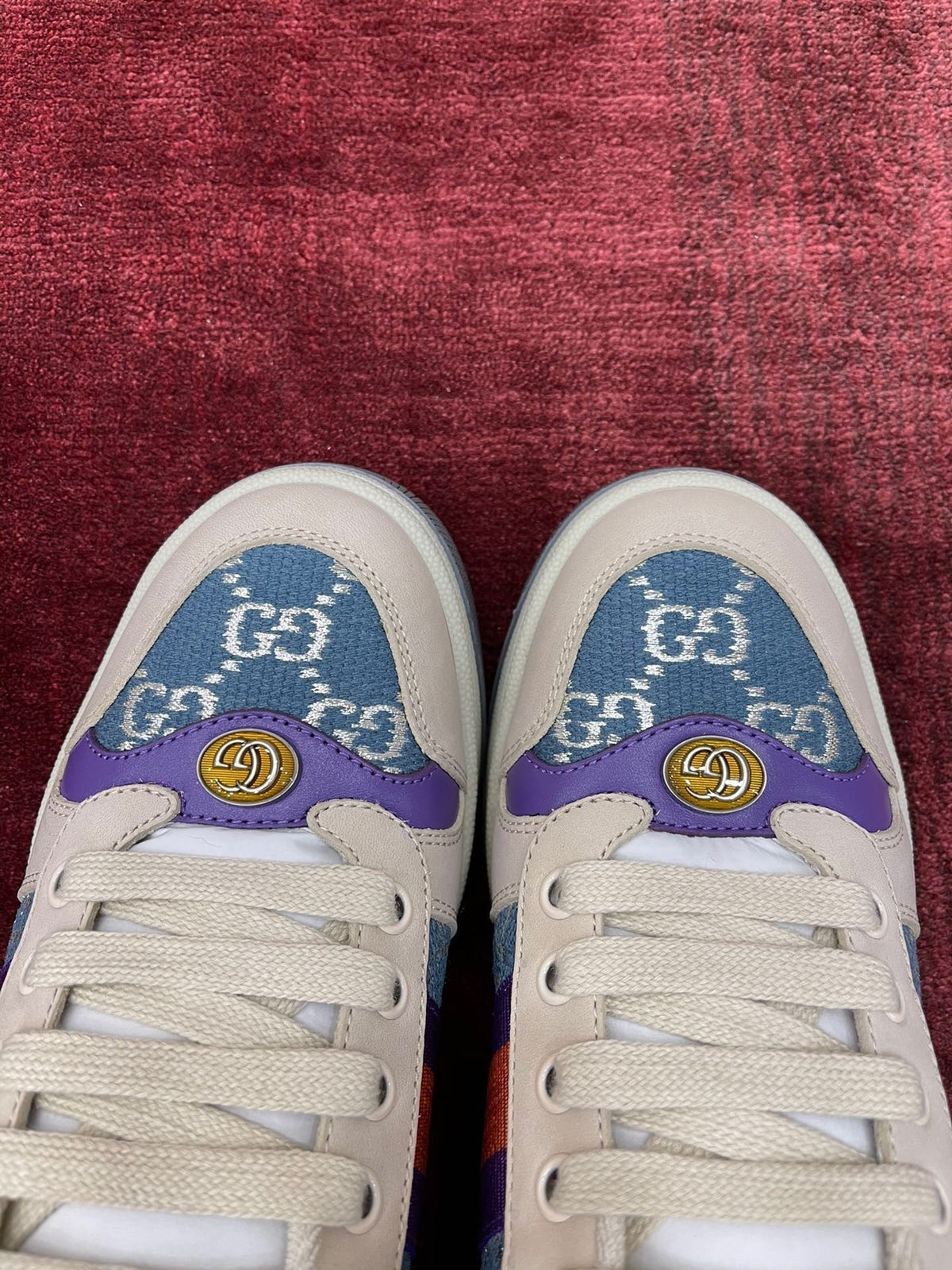 Sneakers & Shoes