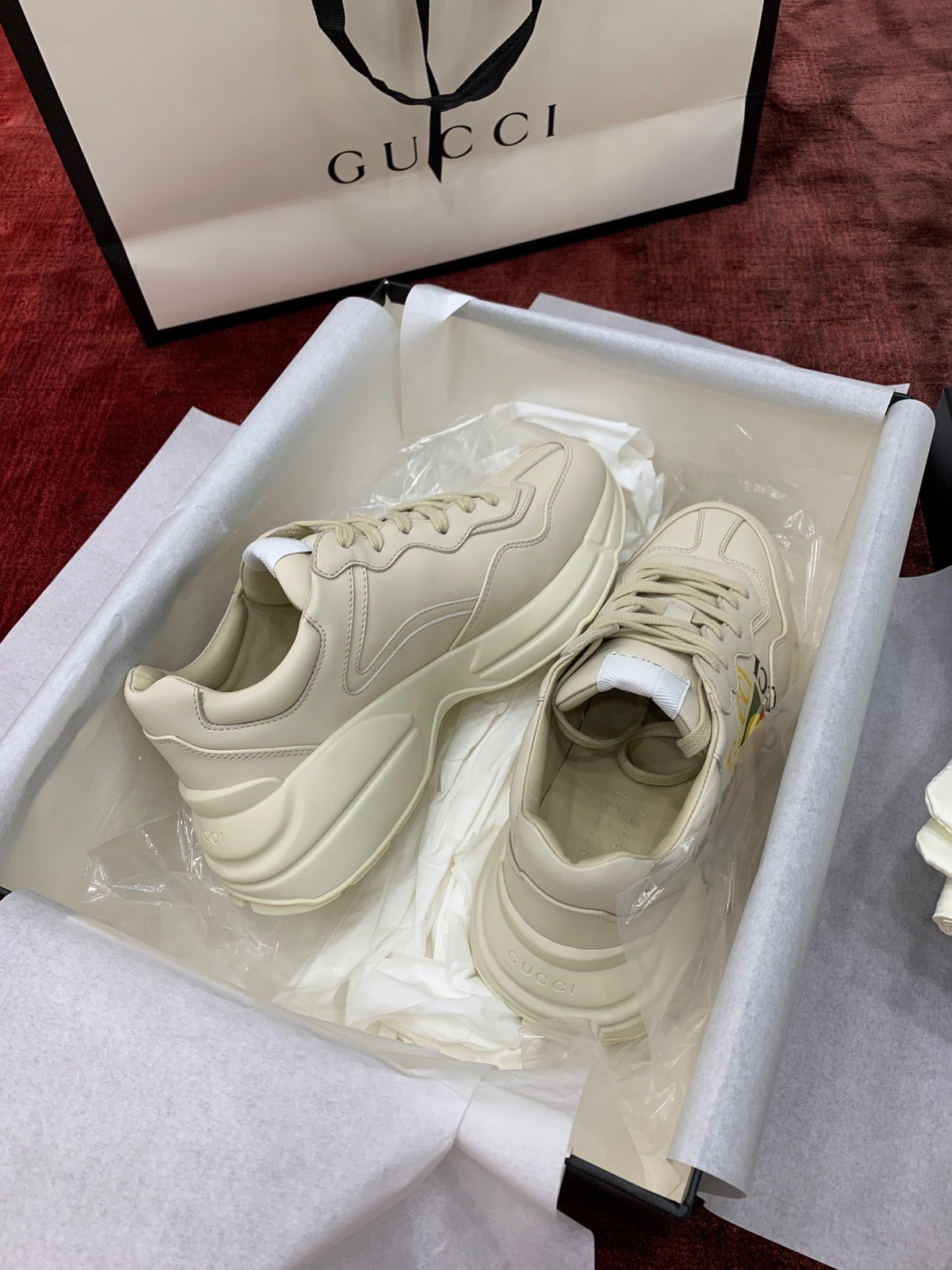 Sneakers & Shoes