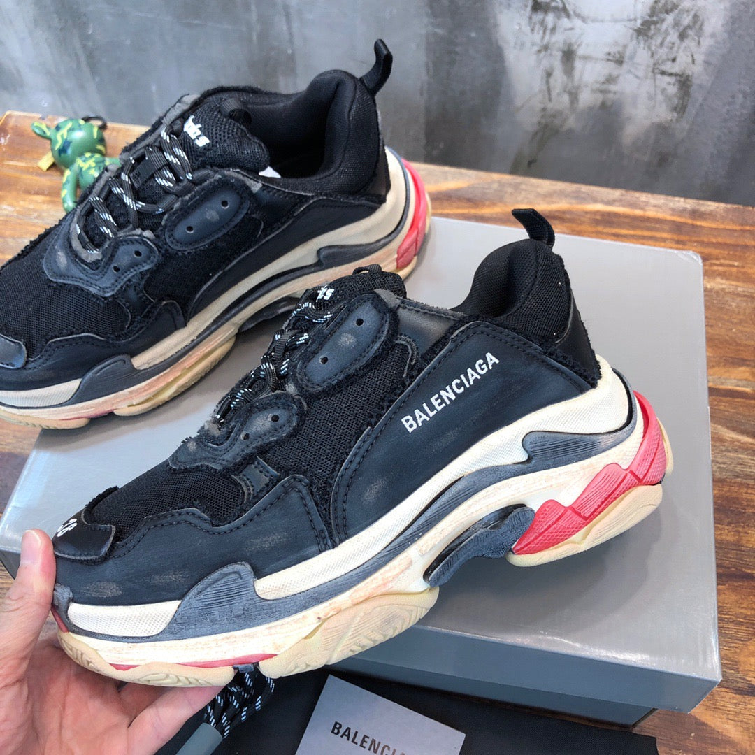 BLCG Sneakers
