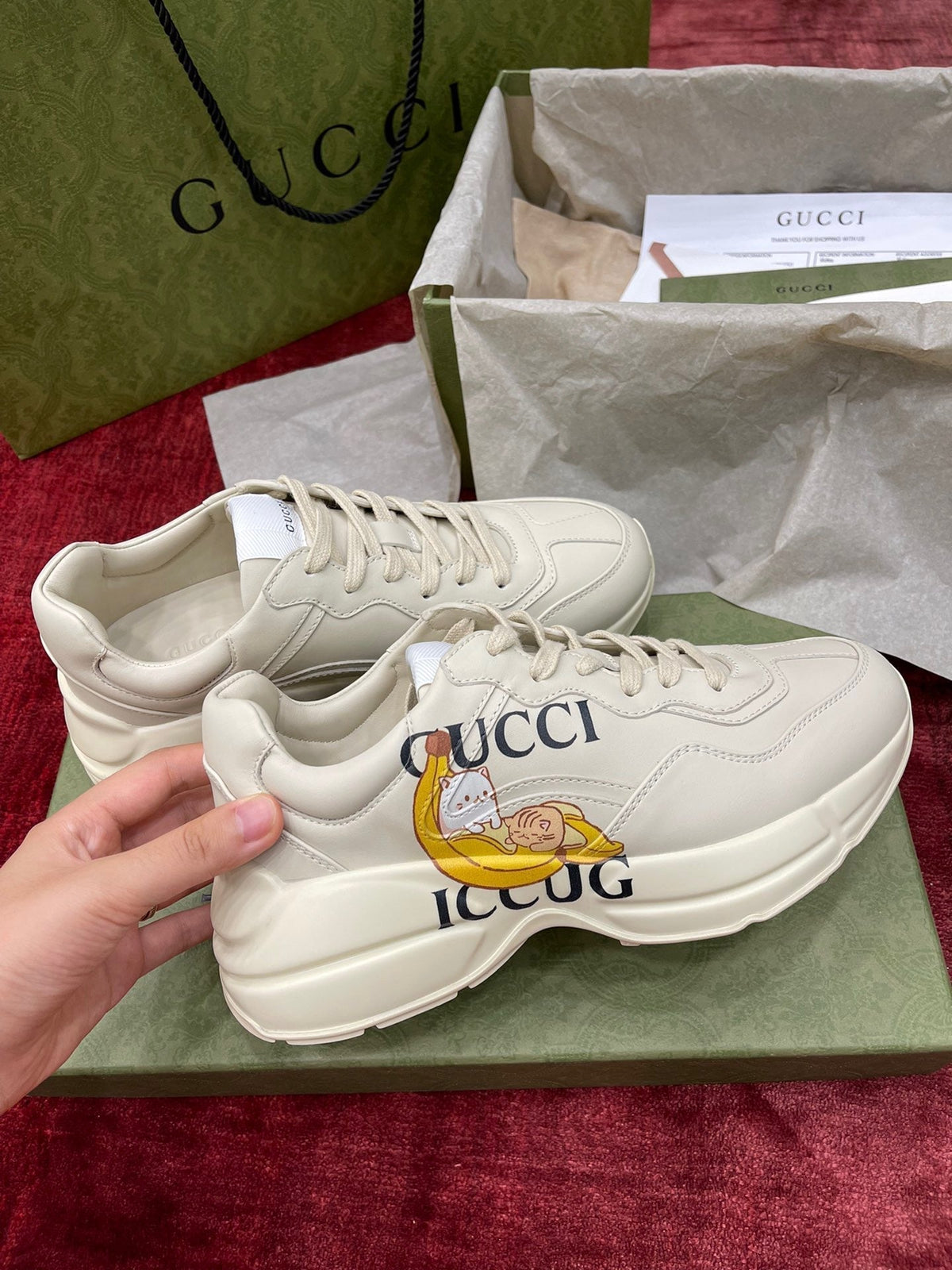 Sneakers & Shoes