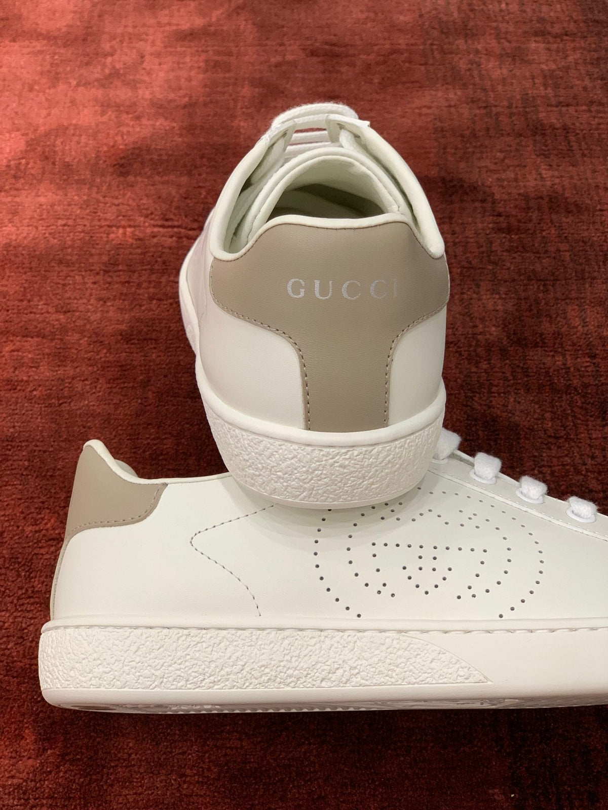 Sneakers & Shoes