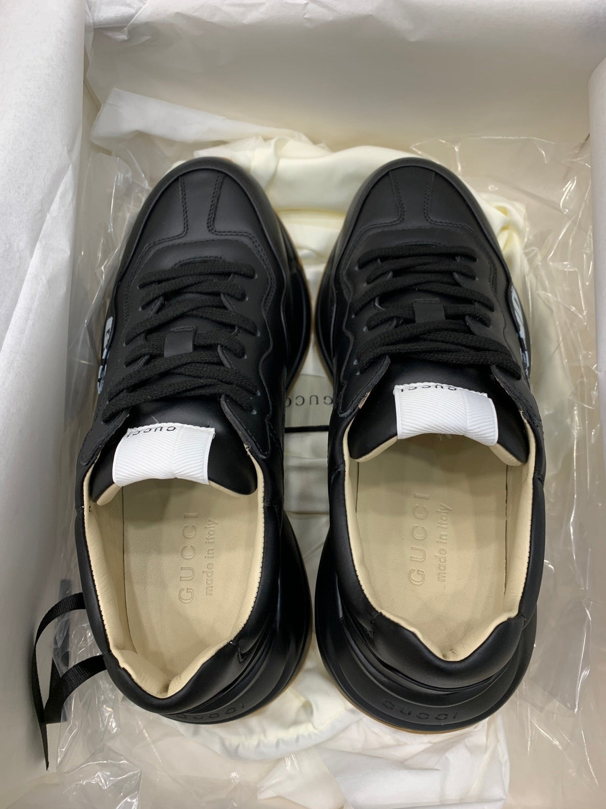 Sneakers & Shoes