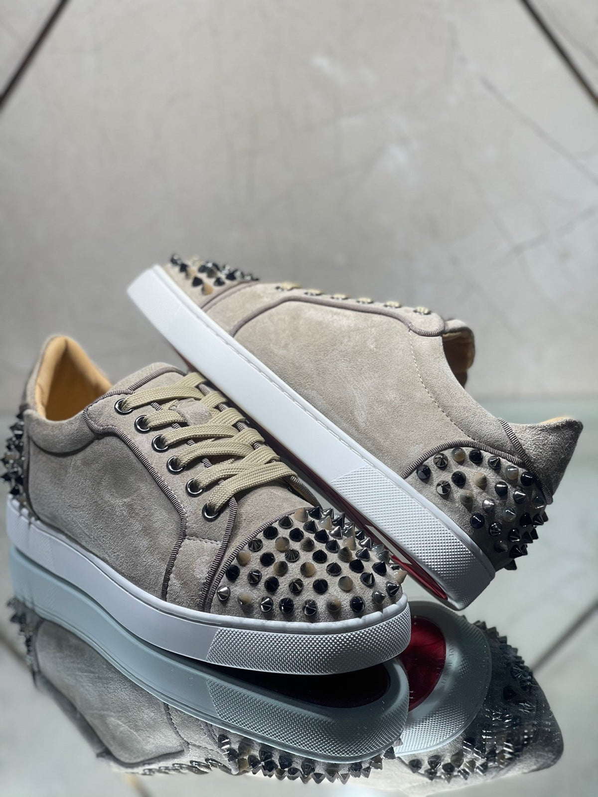 Sneakers & Shoes