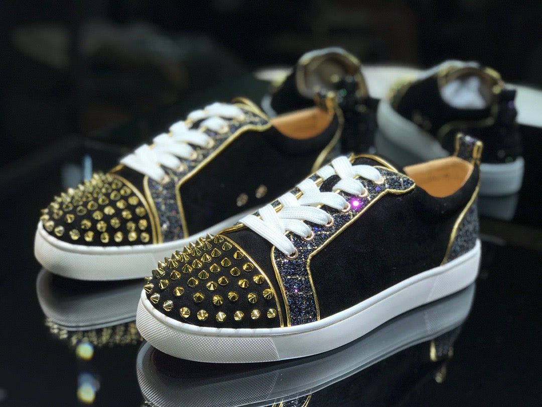 Sneakers & Shoes