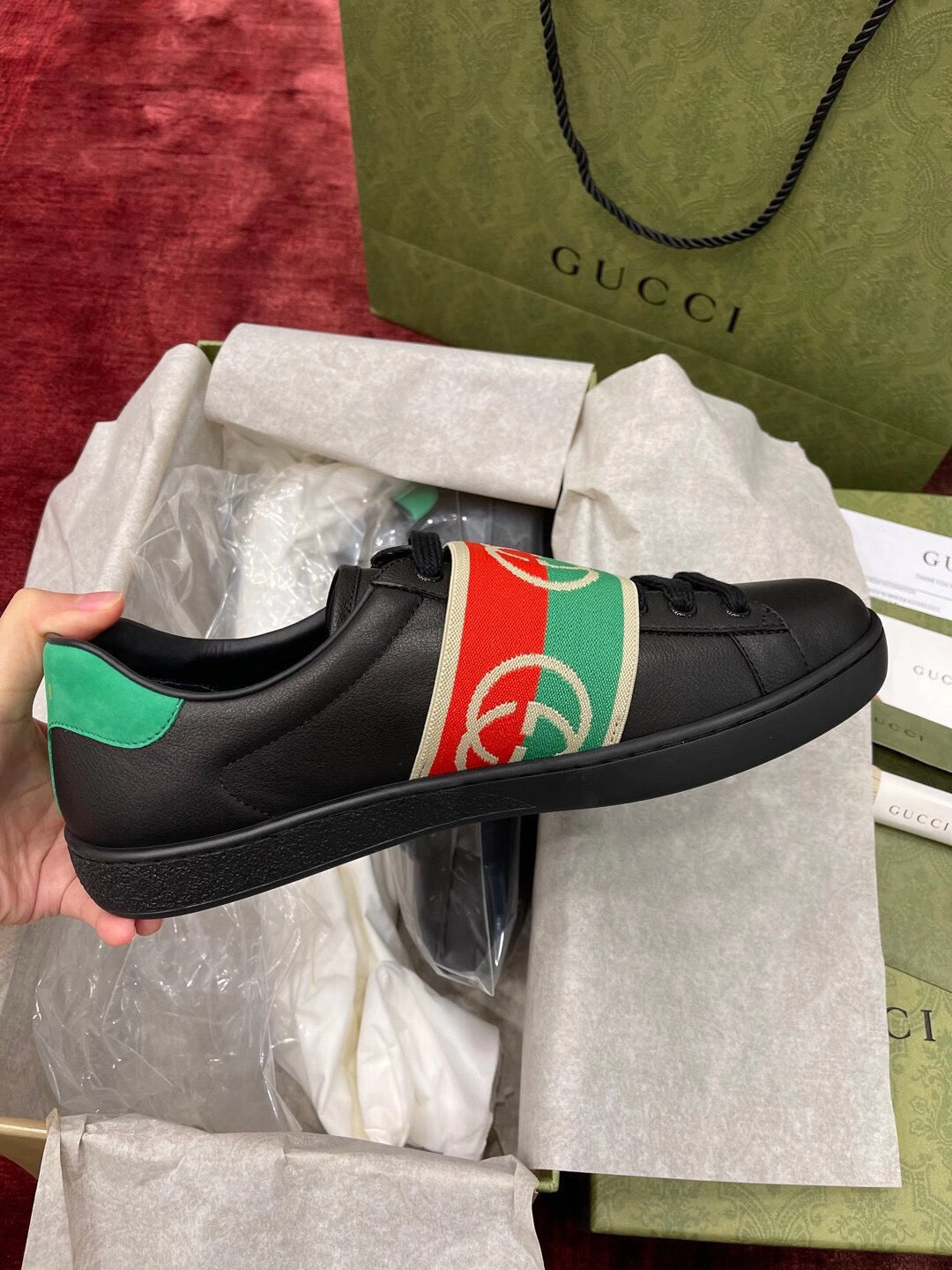 Sneakers & Shoes