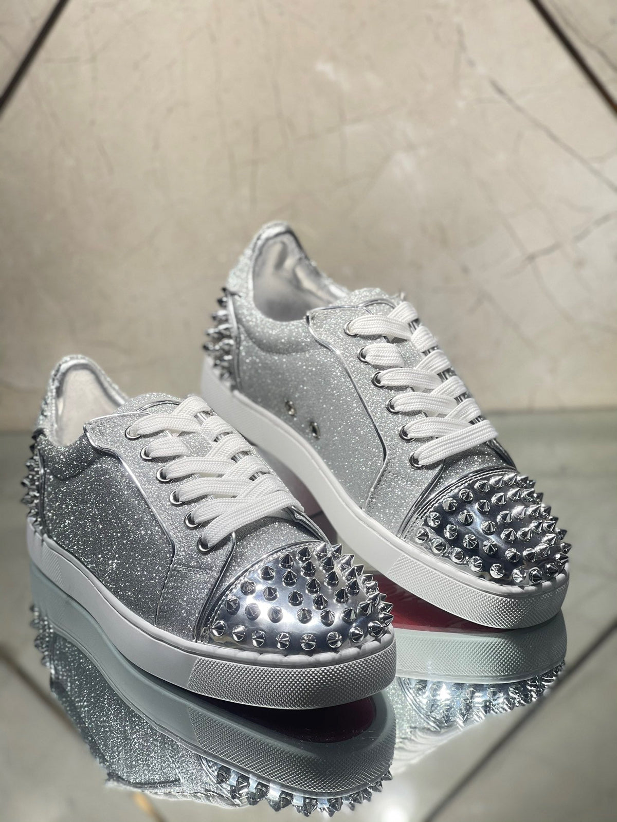 Sneakers & Shoes