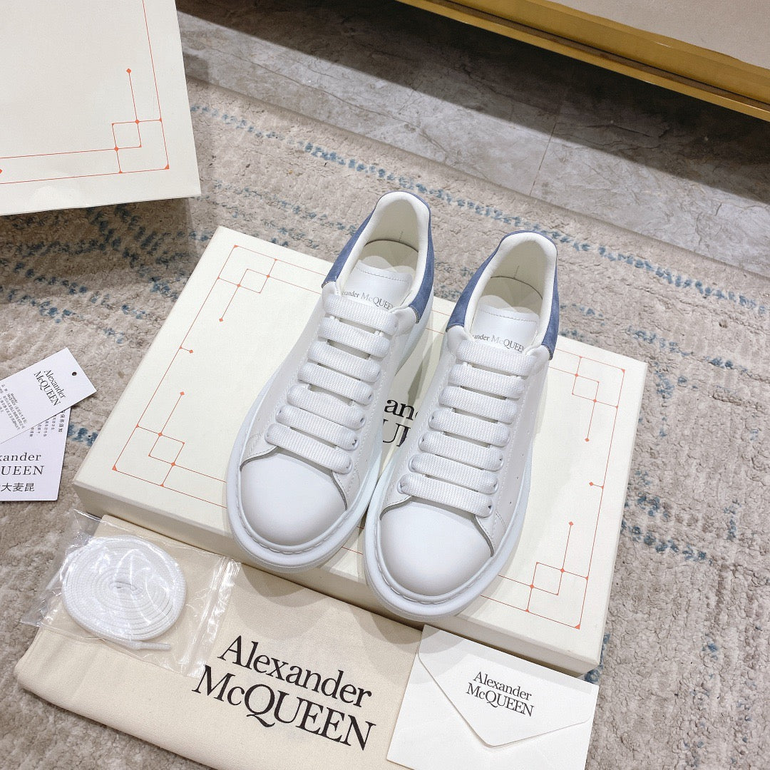 Sneakers & Shoes