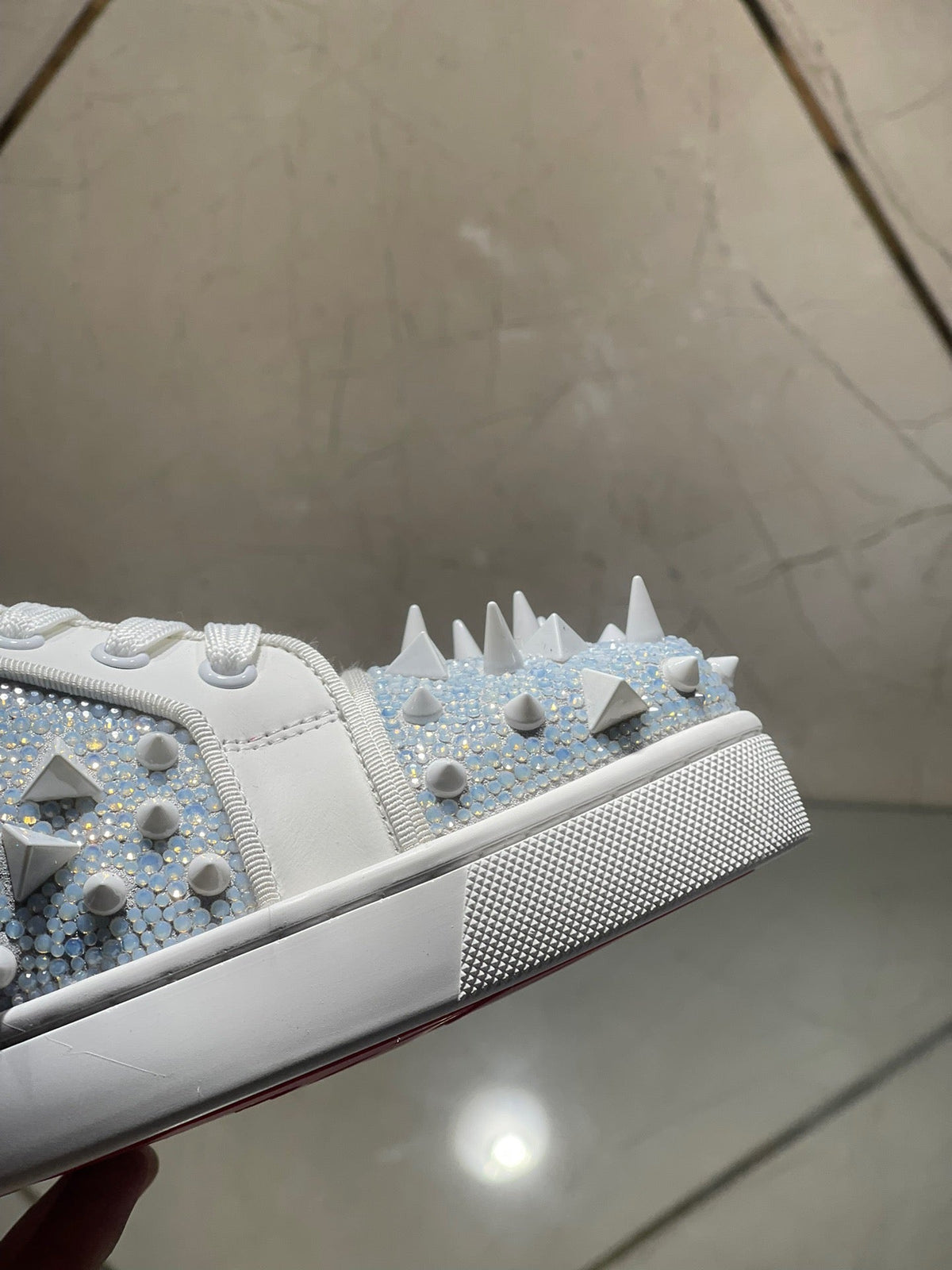 Sneakers & Shoes